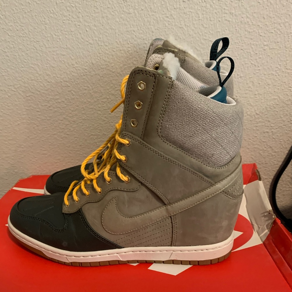 Nike Wmns Dunk Skyhigh Sneakerboot